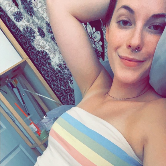 Meet your Posher, Kaylee - Picture 3 of 3